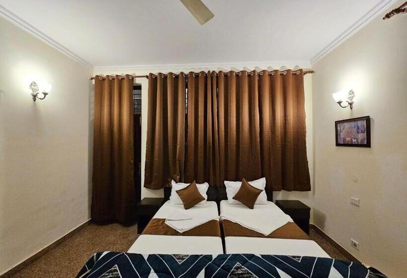 Pension Raj Residency Inn