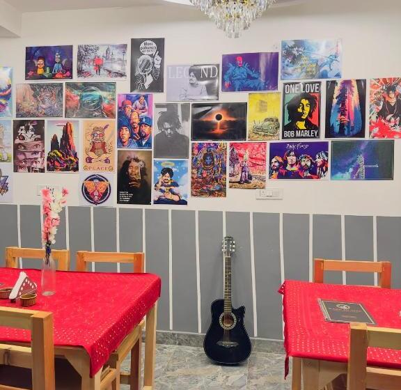 Пансион Rare House