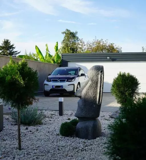 پانسیون Secret Garden Vendégház