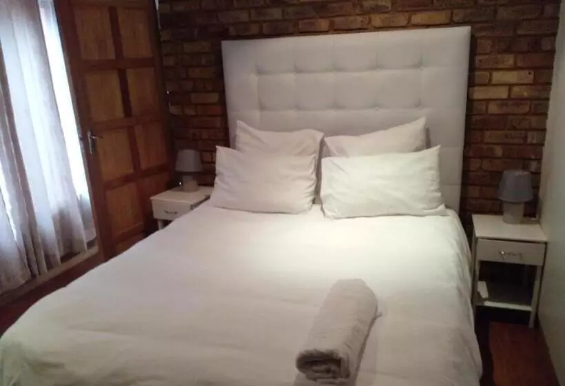 پانسیون Tshidiso Guesthouse
