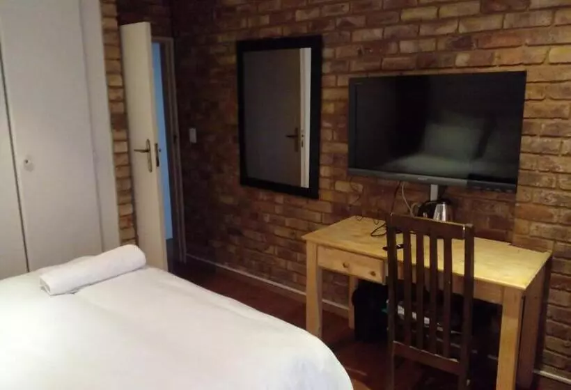 پانسیون Tshidiso Guesthouse