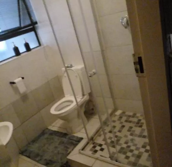 پانسیون Tshidiso Guesthouse