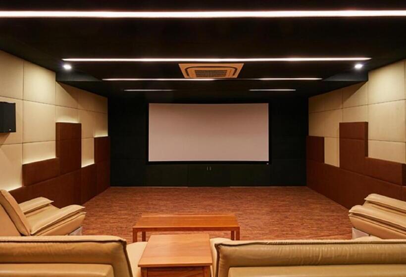 منتجع Maroma Suites Chennai