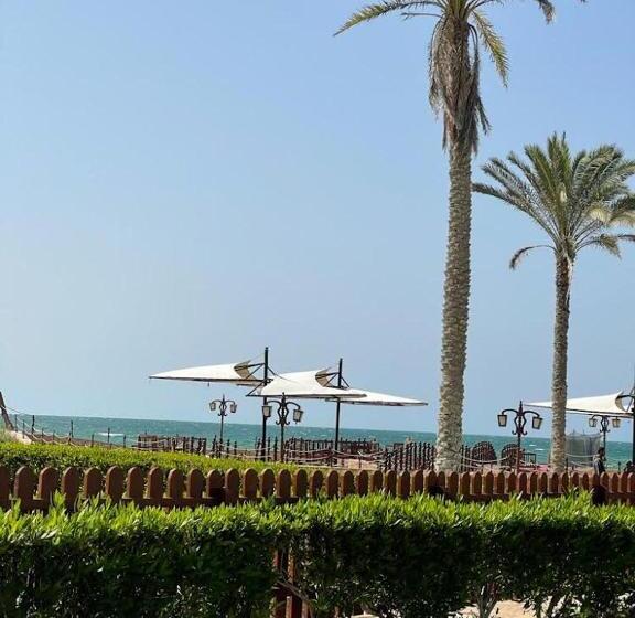 Villa, Sea Front View منتجع قرية سما العريش