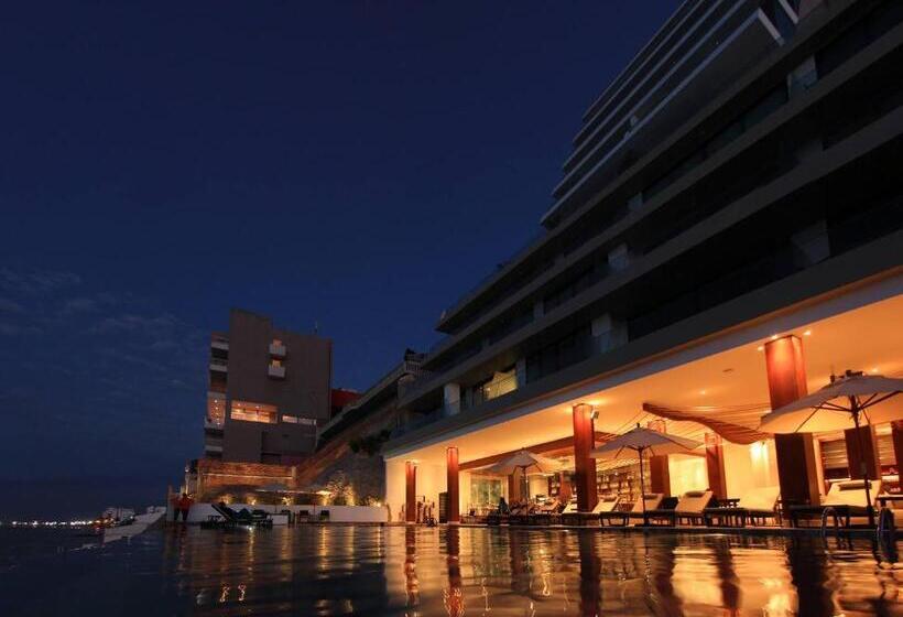 The Best Luxury Penthouse Beach View