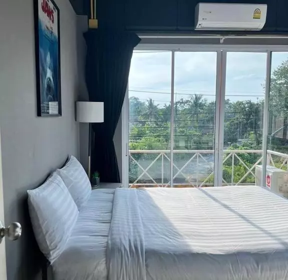 The Studio Hostel