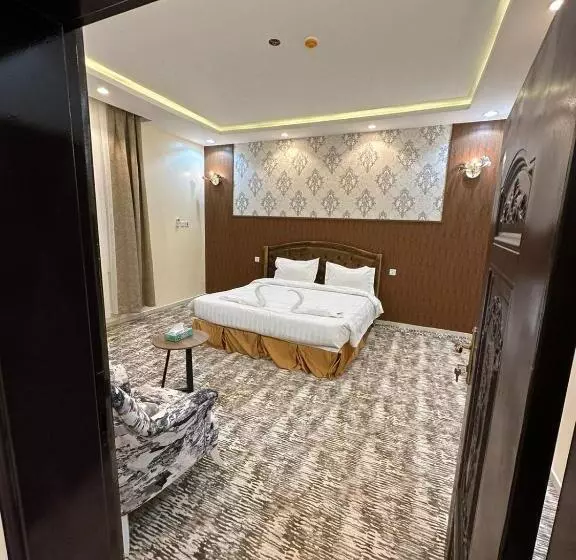 فندق جارة الغيم للاجنحة الفندقية