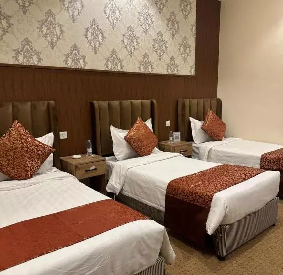 فندق جارة الغيم للاجنحة الفندقية