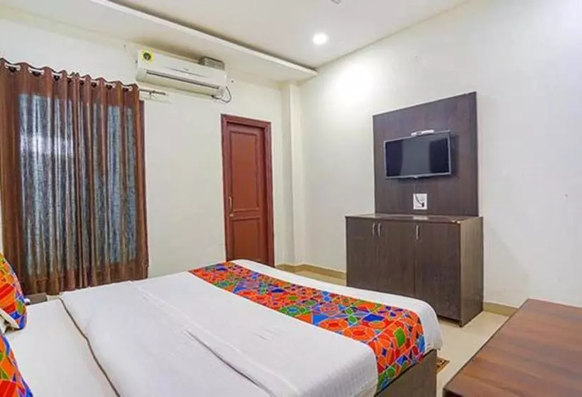 Fabhotel Grand Model Town Inn