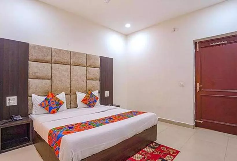 Fabhotel Grand Model Town Inn
