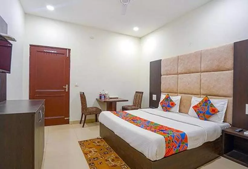 Fabhotel Grand Model Town Inn