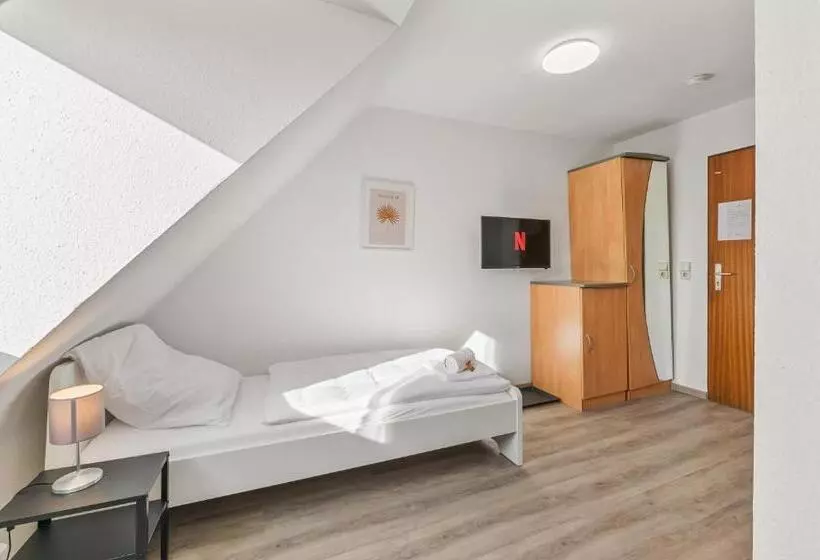 Hotelli Home2stay Apartmenthaus Heilbronn City Kitchen Parking Highspeed Wifi Washroom