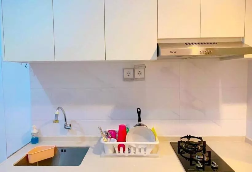 ホテル Apartemen Sky House Bsd By Benchmark