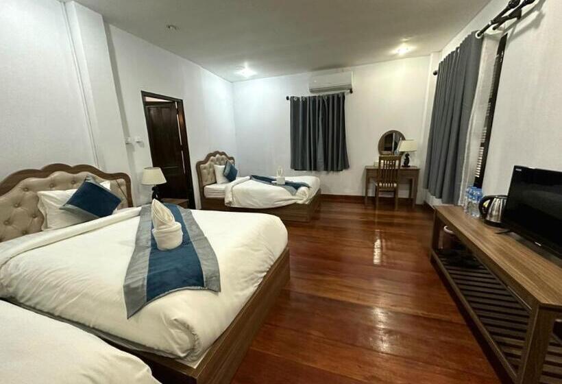 ホテル Champa Inn Resort