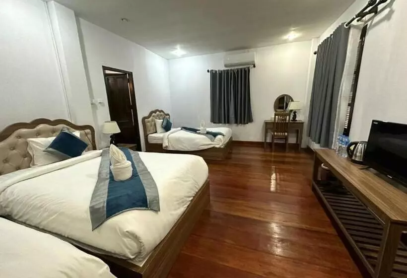 ホテル Champa Inn Resort