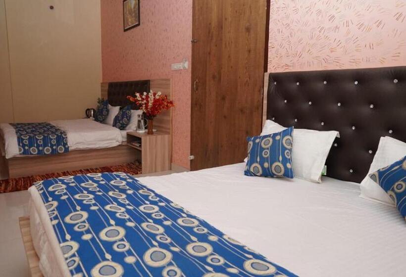 בית מלון כפרי Eden Haveli