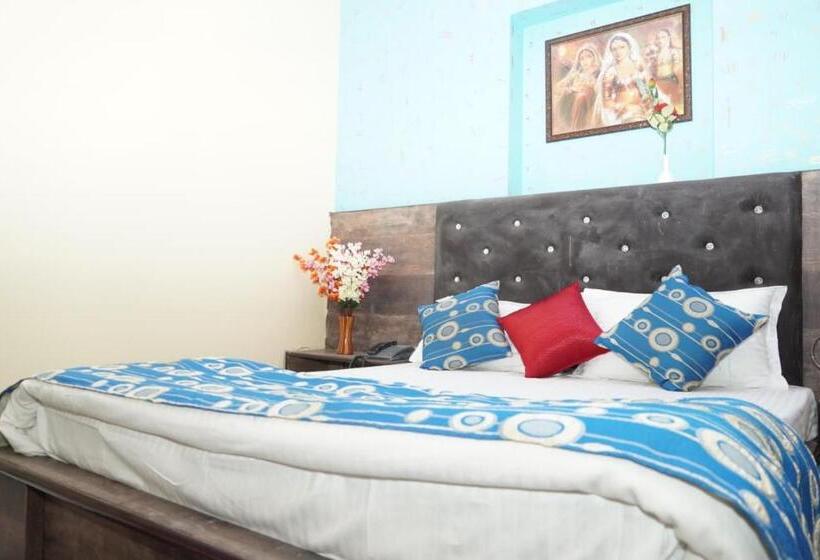 בית מלון כפרי Eden Haveli