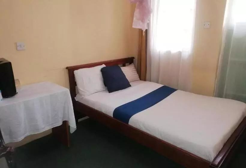 هتل Forest Green Inn