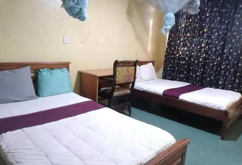 هتل Forest Green Inn