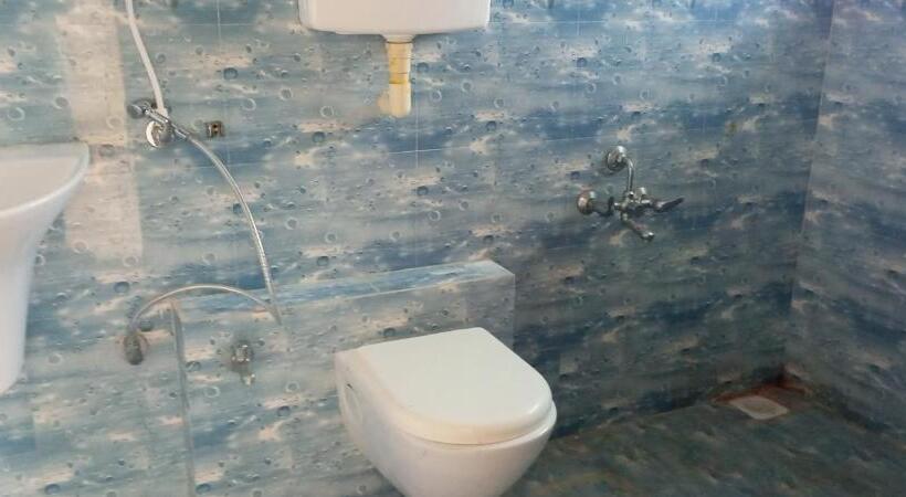 هتل Madhav Bungalow Only Family