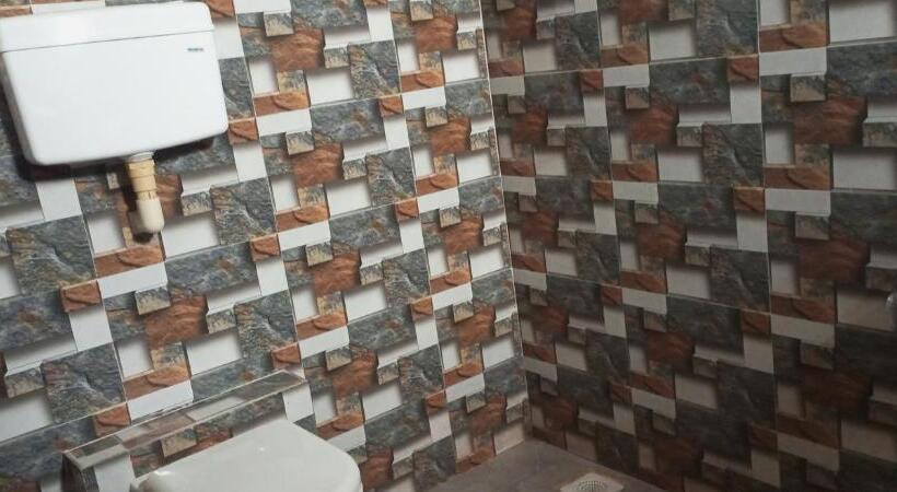 هتل Madhav Bungalow Only Family