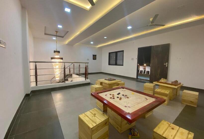 בית מלון כפרי Monroe Stay