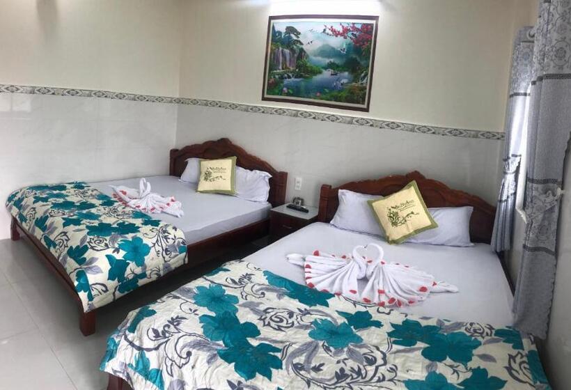 Hotel Nhà Nghỉ Việt Thắng