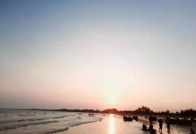 هتل Nhà Nghỉ Việt Thắng