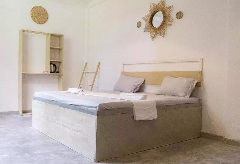 ホテル Rastha Pastha Beach Villa