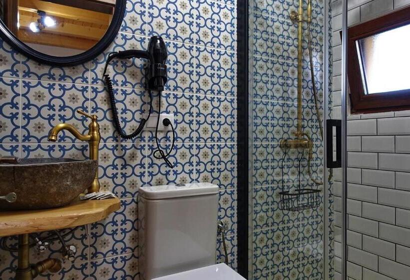 پانسیون Casia Guest House