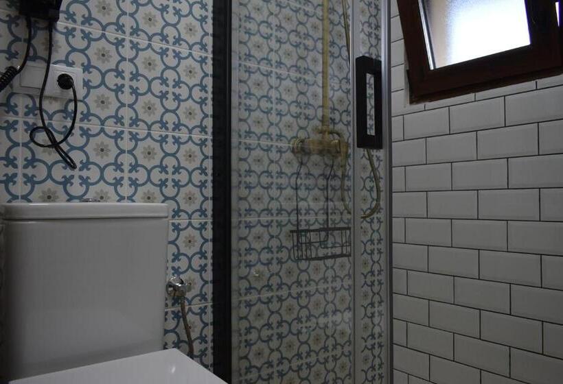 پانسیون Casia Guest House