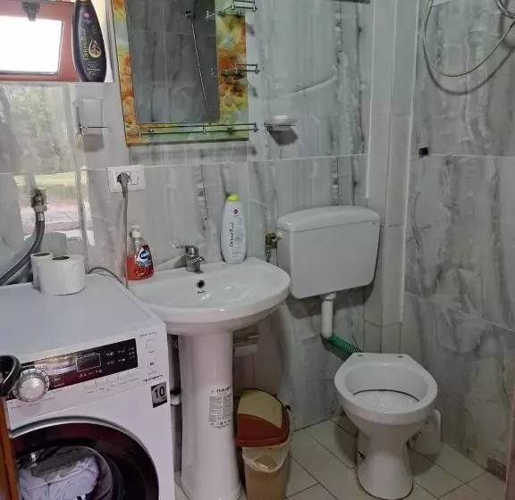 Majatalo Guesthouse Te Tata