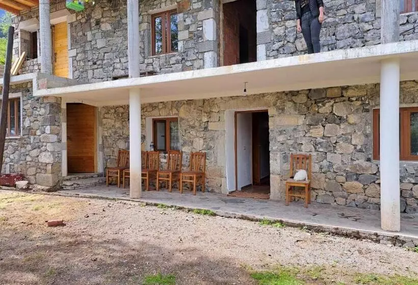 Majatalo Guesthouse Te Tata