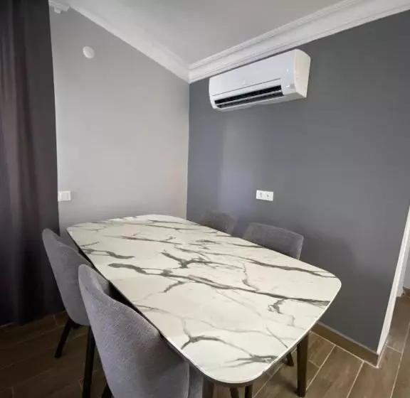 Pomruj Suites