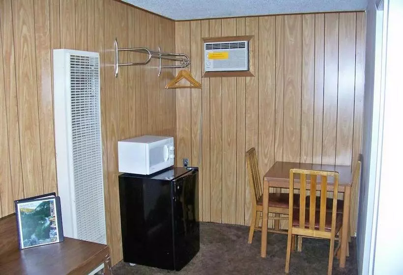 Bell S Motor Lodge Motel  Spearfish
