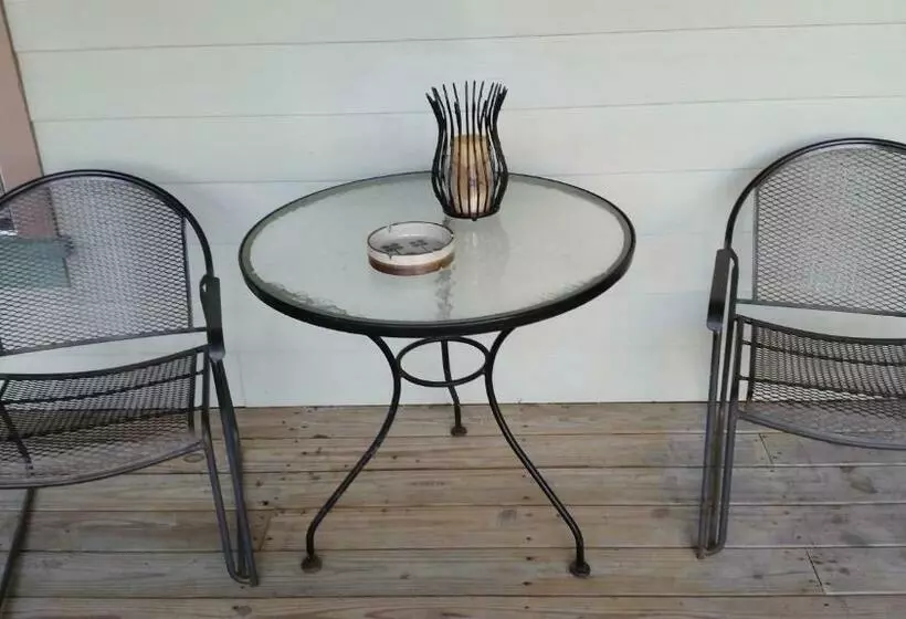 ホテル Anchor Inn Nsb Bed And Breakfast