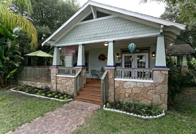ホテル Anchor Inn Nsb Bed And Breakfast