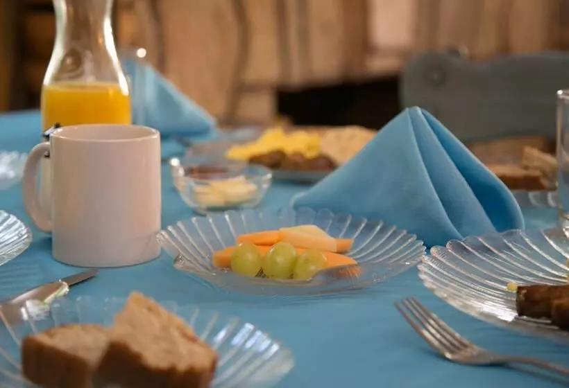 ホテル Anchor Inn Nsb Bed And Breakfast