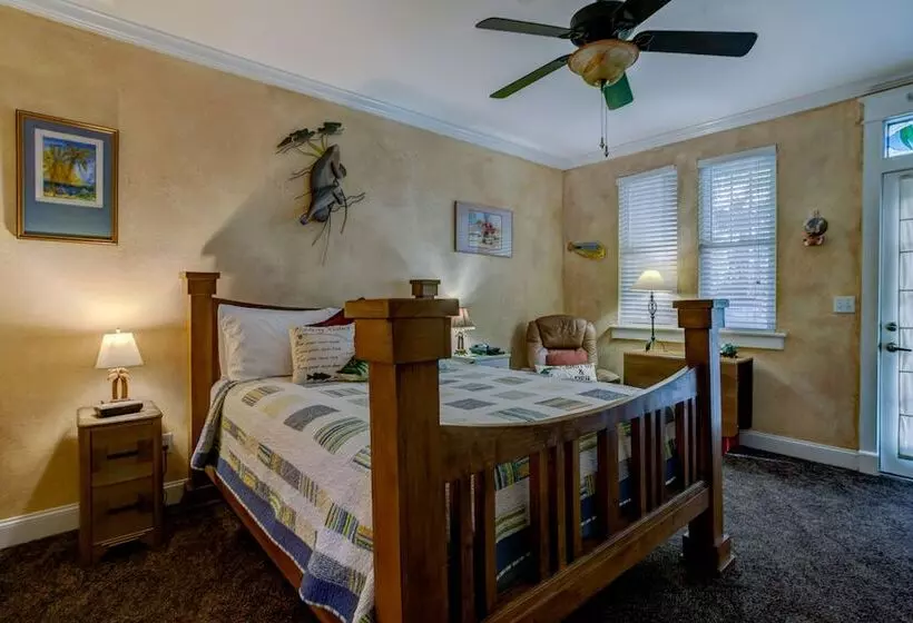ホテル Anchor Inn Nsb Bed And Breakfast