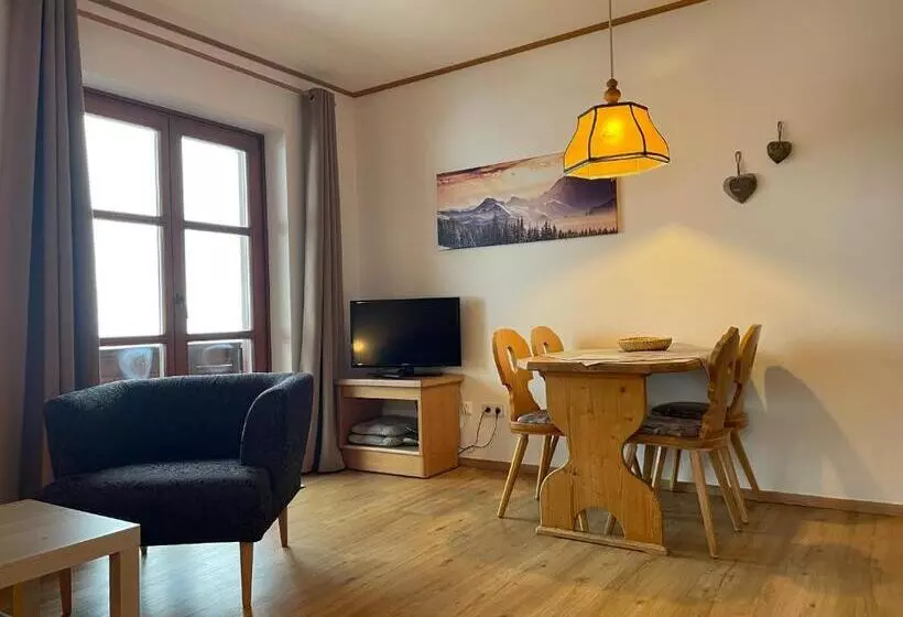 هتل Appartements Diana
