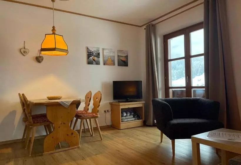 هتل Appartements Diana