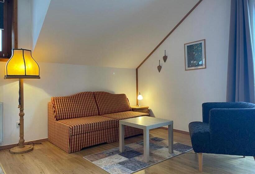 هتل Appartements Diana