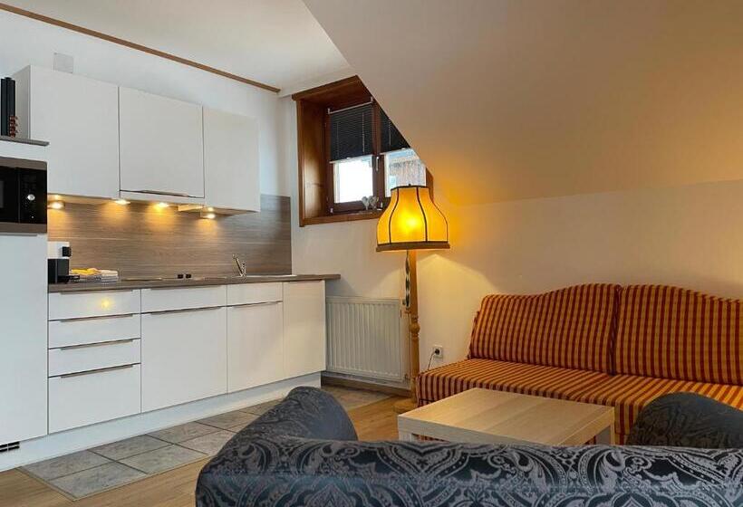 هتل Appartements Diana