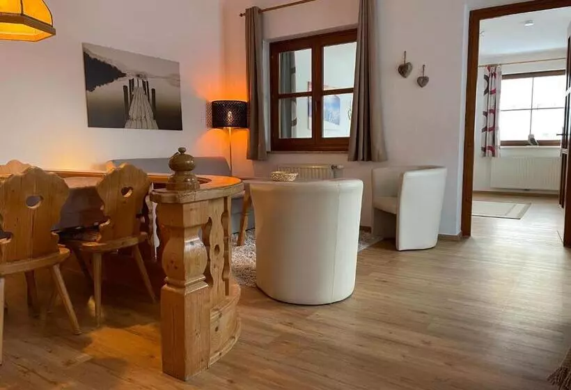 هتل Appartements Diana