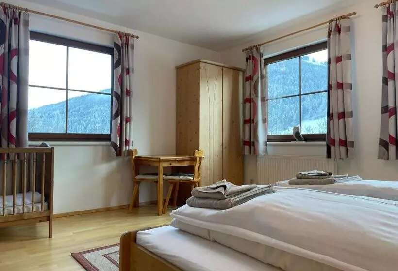 هتل Appartements Diana