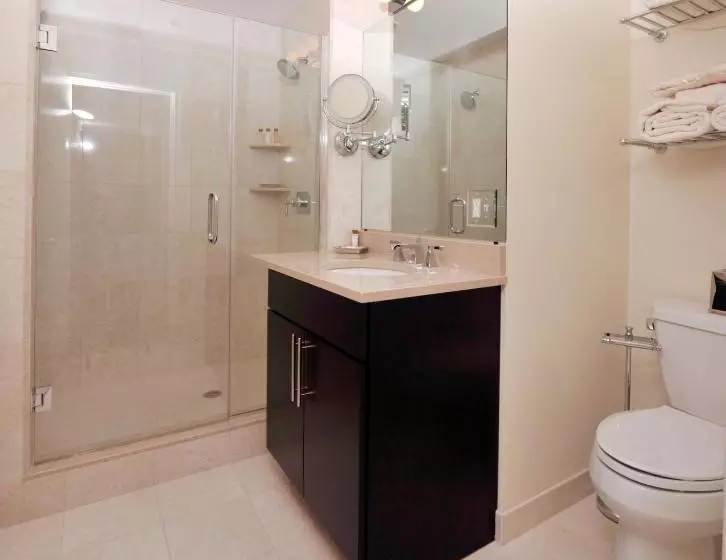 ホテル Bricco Suites