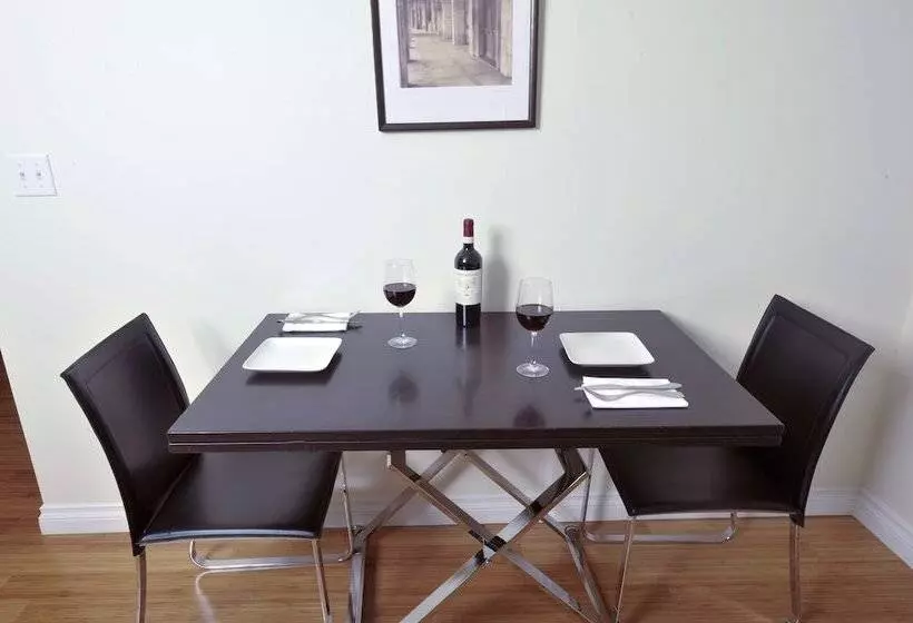 ホテル Bricco Suites