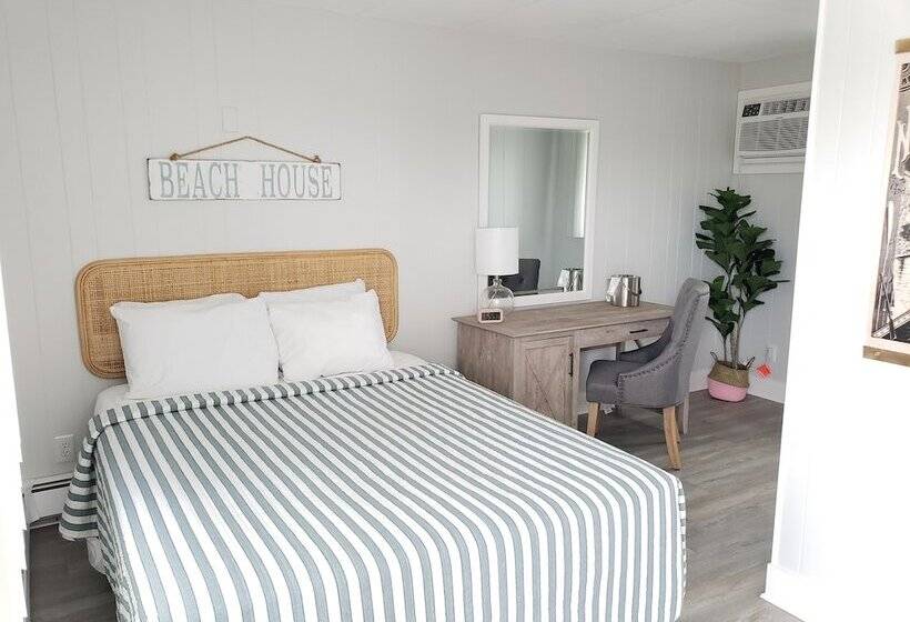 Отель Coastal Inn