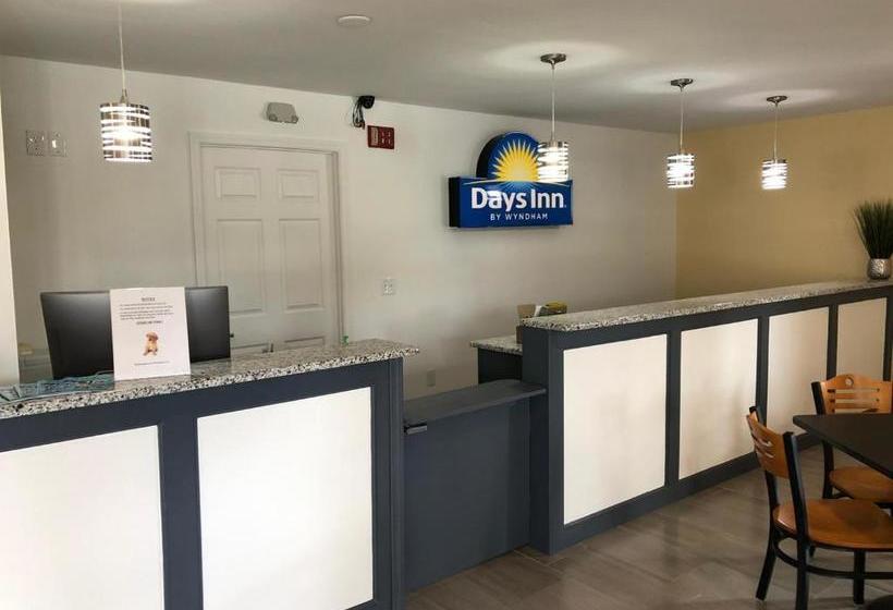 ホテル Days Inn By Wyndham Cape Carteret