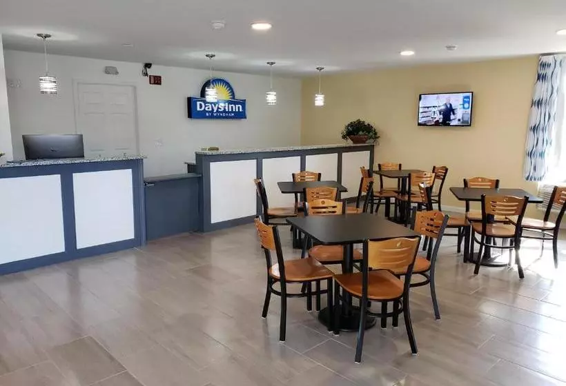 ホテル Days Inn By Wyndham Cape Carteret